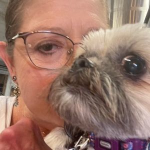 Meet your Posher, Pamela